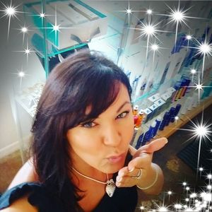 Meet your Posher, Tina